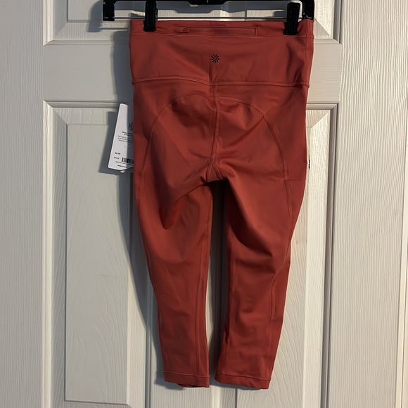 Athleta Accelerate Crop Leggings Pantalon 3/4 Muted Red Size XS - Picture 4 of 6